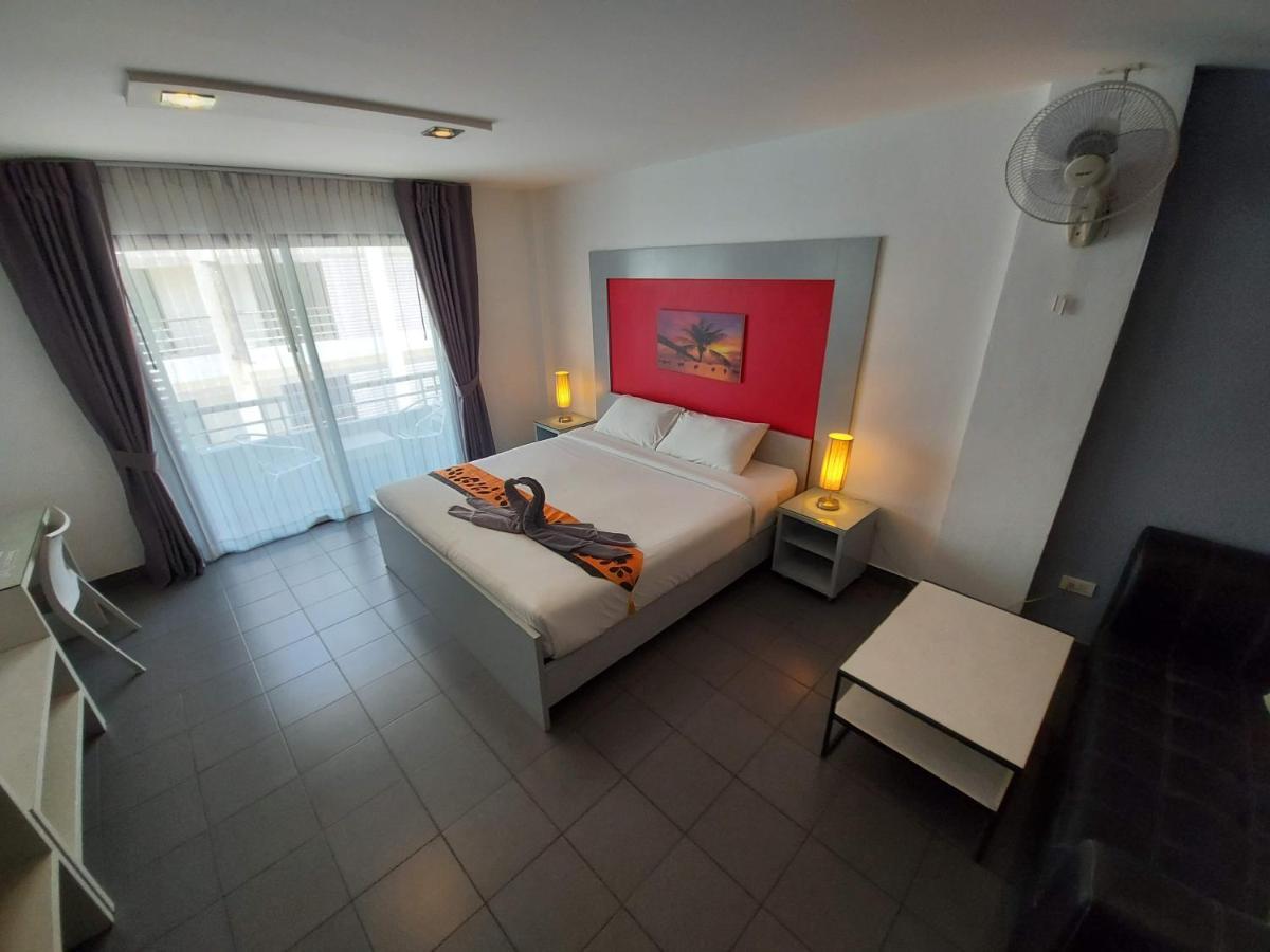 Garden Guest House Pattaya ภายนอก รูปภาพ